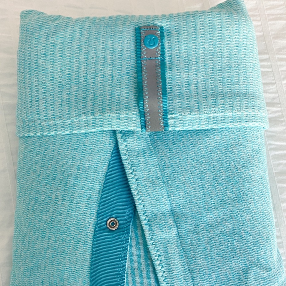 Lululemon / Vinyasa scarf aquamarine